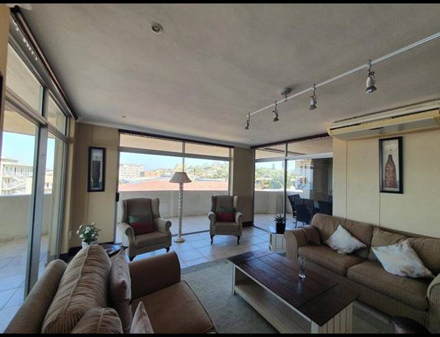 3 BEDROOM APARTMENT FOR SALE IN MARGATE BEACH